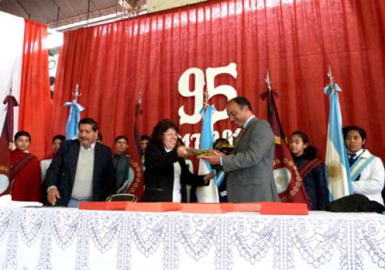 La escuela Alberto Einstein festejó su 95º aniversario