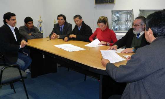 Nueva entrega de reflectores para clubes salteños