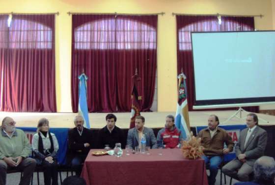 Presentaron convenio para la mejora del sistema hídrico del río Metán