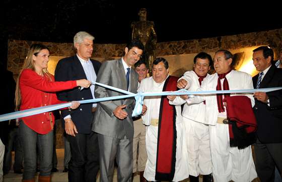 Urtubey habilitó la primera etapa de la plaza San Martín en Orán