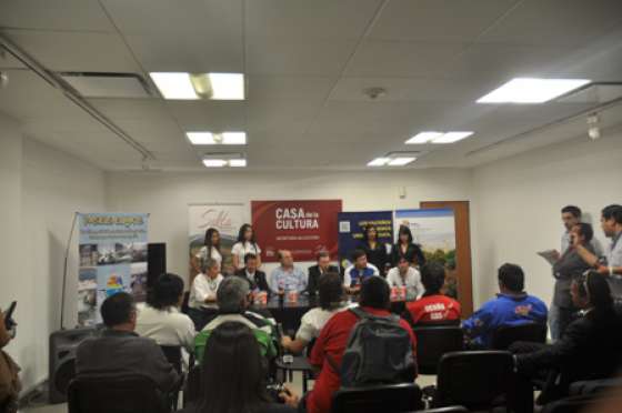 Se presentó el Campeonato Argentino de Velocidad Moto GP 2012