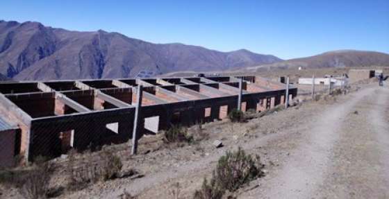 En la localidad Vizcarra de Iruya se construye un nuevo establecimiento educativo