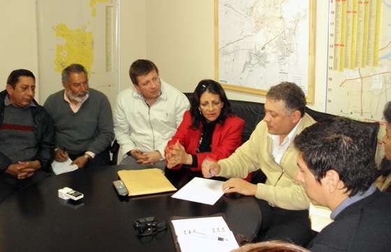 Servicios expreso para unir Rosario de Lerma con la Capital