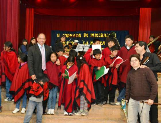 Coros y orquestas escolares de la provincia participaron de una jornada de integración