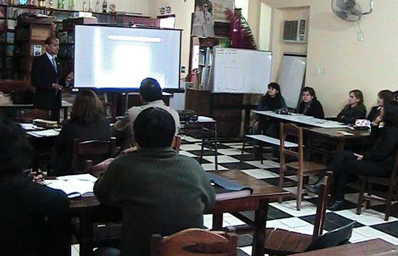 Docentes salteños reciben capacitación en seguridad vial