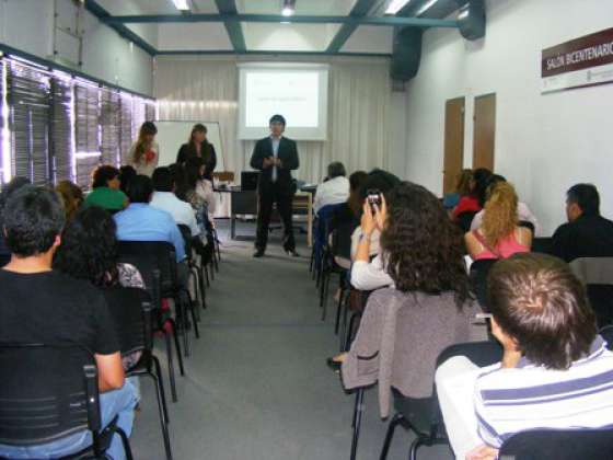 Comenzaron los cursos en la Escuela de Administración Pública