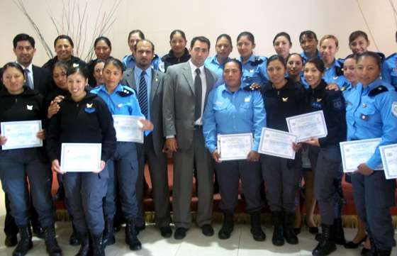 Veinticinco mujeres del Servicio Penitenciario se capacitaron en custodia y traslado
