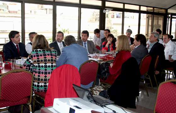Provincias acuerdan políticas para viviendas rurales y de pueblos originarios