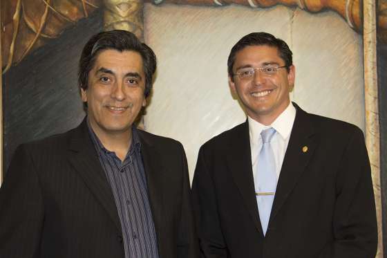 Ovejero entregó el Mérito Artístico a José Agüero Molina