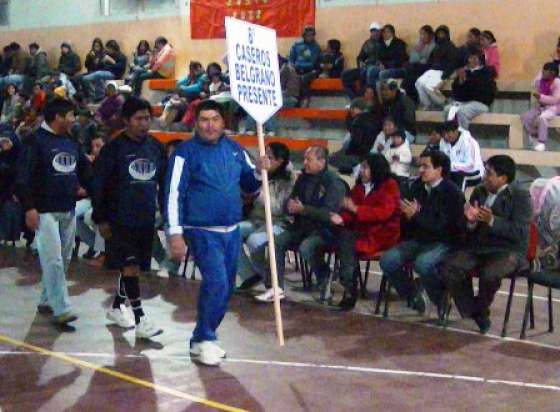 Se inauguró el primer torneo de fútbol de veteranos de la Puna