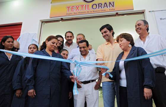 En Orán se inauguró una fábrica textil que generará más de 30 puestos de trabajo