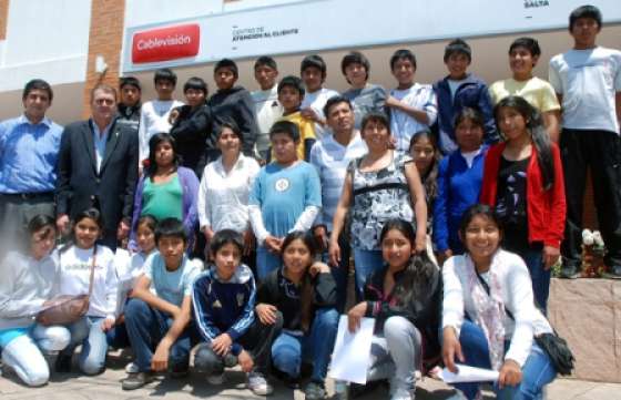 Chicos de Molinos recorrieron la capital salteña