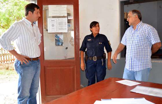 Sylvester recorrió dependencias policiales de la Unidad Regional Nº 5 Anta