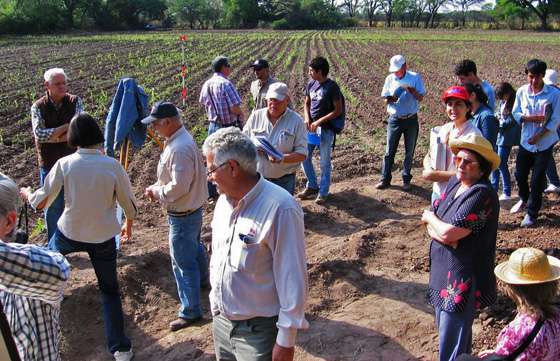 Productores de Metán recibieron capacitación sobre operación y manejo de riego
