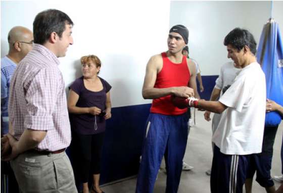 El Ministro de Seguridad visitó el complejo de la Asociación de fomento Zona Sur de barrio Solidaridad