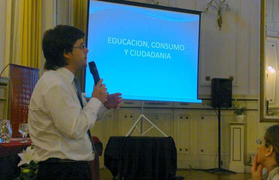 Concluyó el curso “Educación, consumo y ciudadanía”