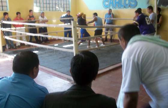 Se realizó una exhibición de boxeo en el Penal de Villa Las Rosas