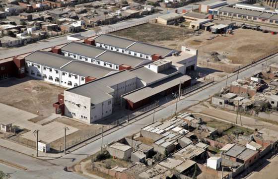 Salud y AMT diagraman el recorrido del transporte público hacia el hospital de Bº Solidaridad