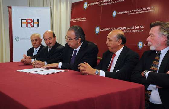 Se firmó el contrato para la pavimentación de la ruta provincial 54