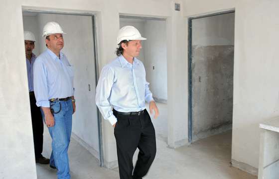 Viviendas en barrio Los Tarcos tienen un avance de obra del 79%