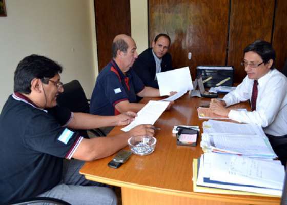 Seguridad firmó el contrato de locación con la Asociación de Bomberos Voluntarios de Orán
