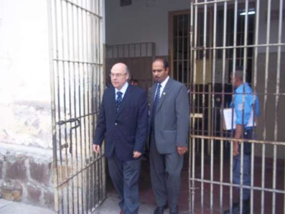 Funcionarios y magistrados recorrieron el Complejo Penitenciario de Villa Las Rosas.