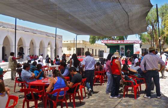 Jóvenes vallistos realizan actividades de integración y recreación