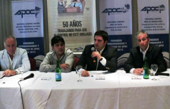 La Asociación del Personal de Organismos de Control entregó donación para barrios salteños