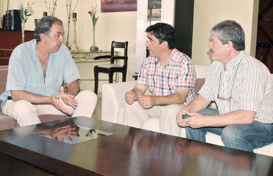 Rodolfo Urtubey se reunió con los intendentes de Mosconi y Ballivián