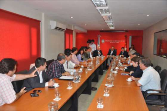 Incrementarán el beneficio de Interzafra a los trabajadores del azúcar