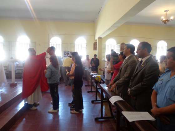 Internos de Villa las Rosas recibieron la Primera Comunión