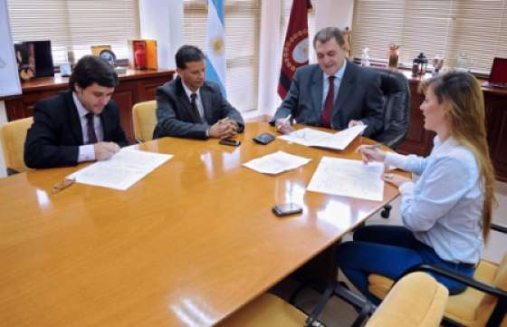 Convenio con Frigorífico Bermejo para fijar el precio de carnes por las fiestas de fin de año