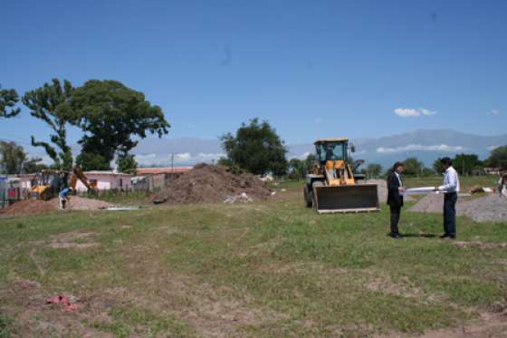 Comenzaron las obras de construcción de 1450 viviendas en la provincia