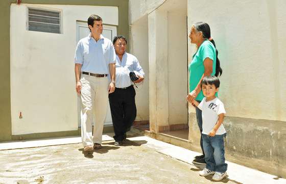 El gobernador Urtubey recorrió obras en Animaná