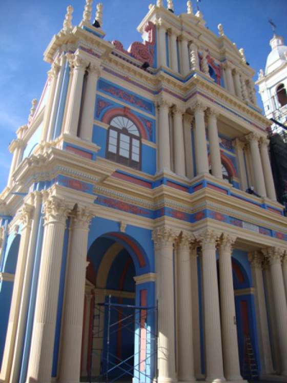 Se realizan trabajos de restauración e iluminación en la Iglesia La Viña