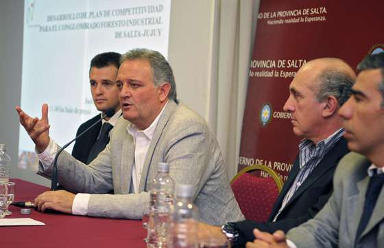 Promueven la mejora de competitividad en el sector foresto industrial de Salta y Jujuy