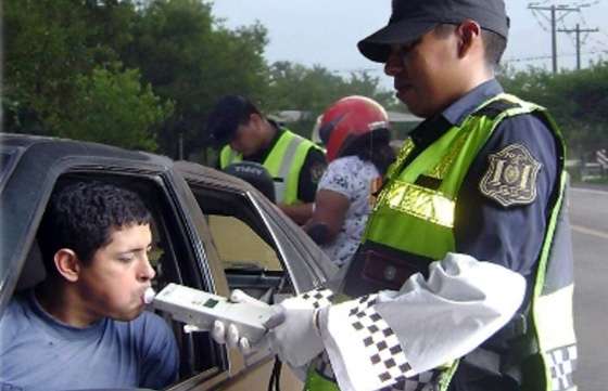 La Policía recibió 6.000 boquillas para el control de alcoholemia