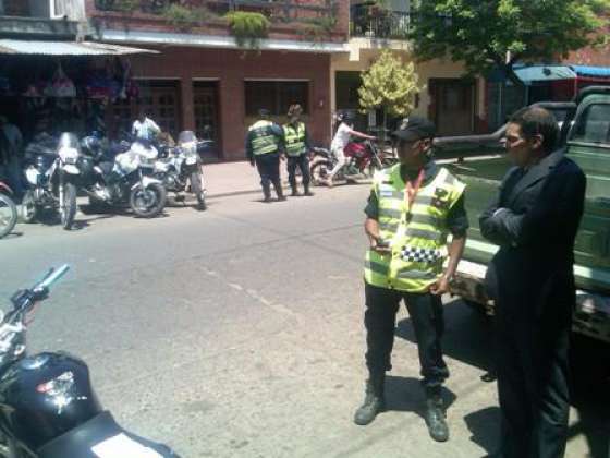Niños de Escuelas Abiertas confeccionaron volantes preventivos de Seguridad Vial