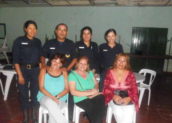 Funcionarios del Ministerio de Seguridad se reunieron con vecinos del barrio Autódromo