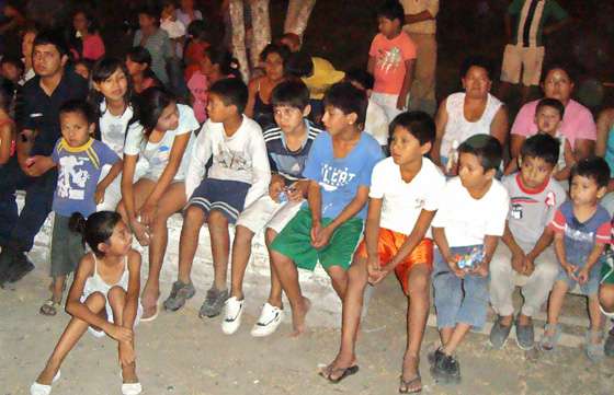 Seguridad capacita a los niños del barrio Estación de Orán