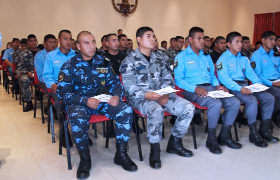 Continúa el curso interprovincial de custodia y traslado para personal penitenciario