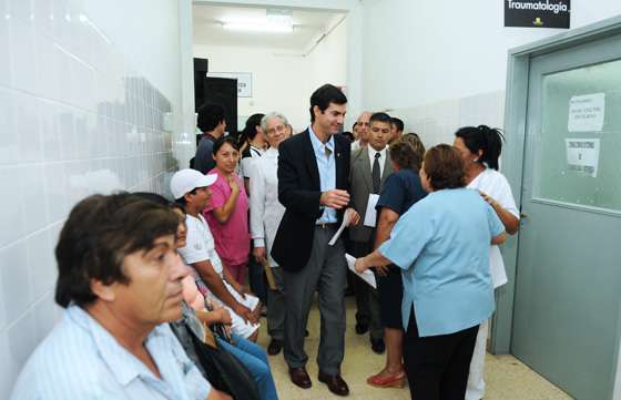 Urtubey se interiorizó sobre el funcionamiento del hospital San Bernardo