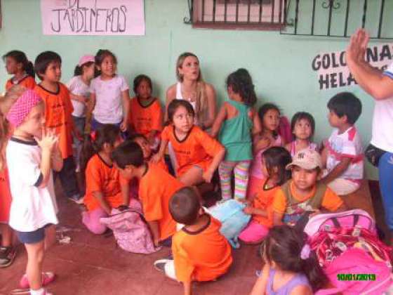 La ministra de Derechos Humanos visitó la Escuela Deportiva de Verano