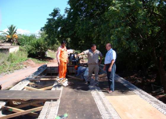 Avanza la construcción del puente Tilián en la Ruta 32