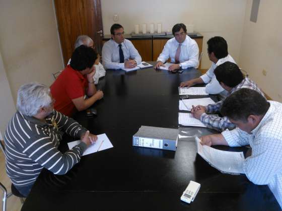 AMT recibió a referentes de agrupaciones de taxis