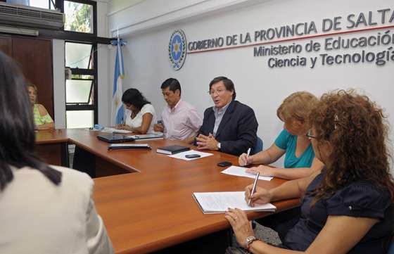 Directores de escuela deben gestionar el inicio y seguimiento de obras