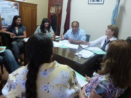 Analizan nuevas estrategias pedagógicas para el acceso y permanencia escolar de niños