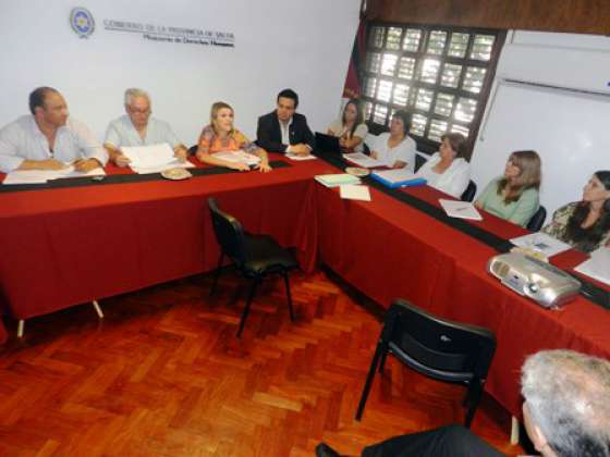 Derechos Humanos, Educación y Salud trabajan en el Plan Interministerial