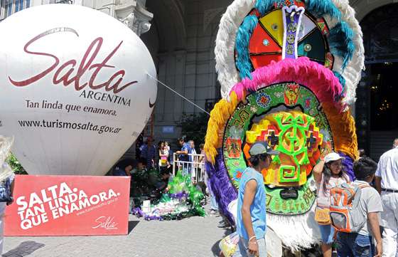 Se realizó el lanzamiento del  “Calendario de Carnavales Salteños 2013”