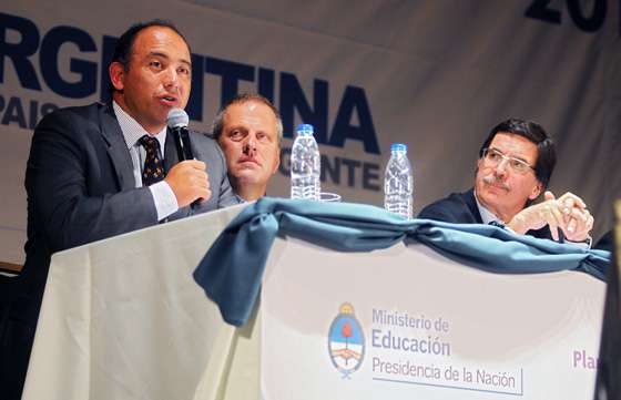 Salta expuso su política educativa en un encuentro nacional